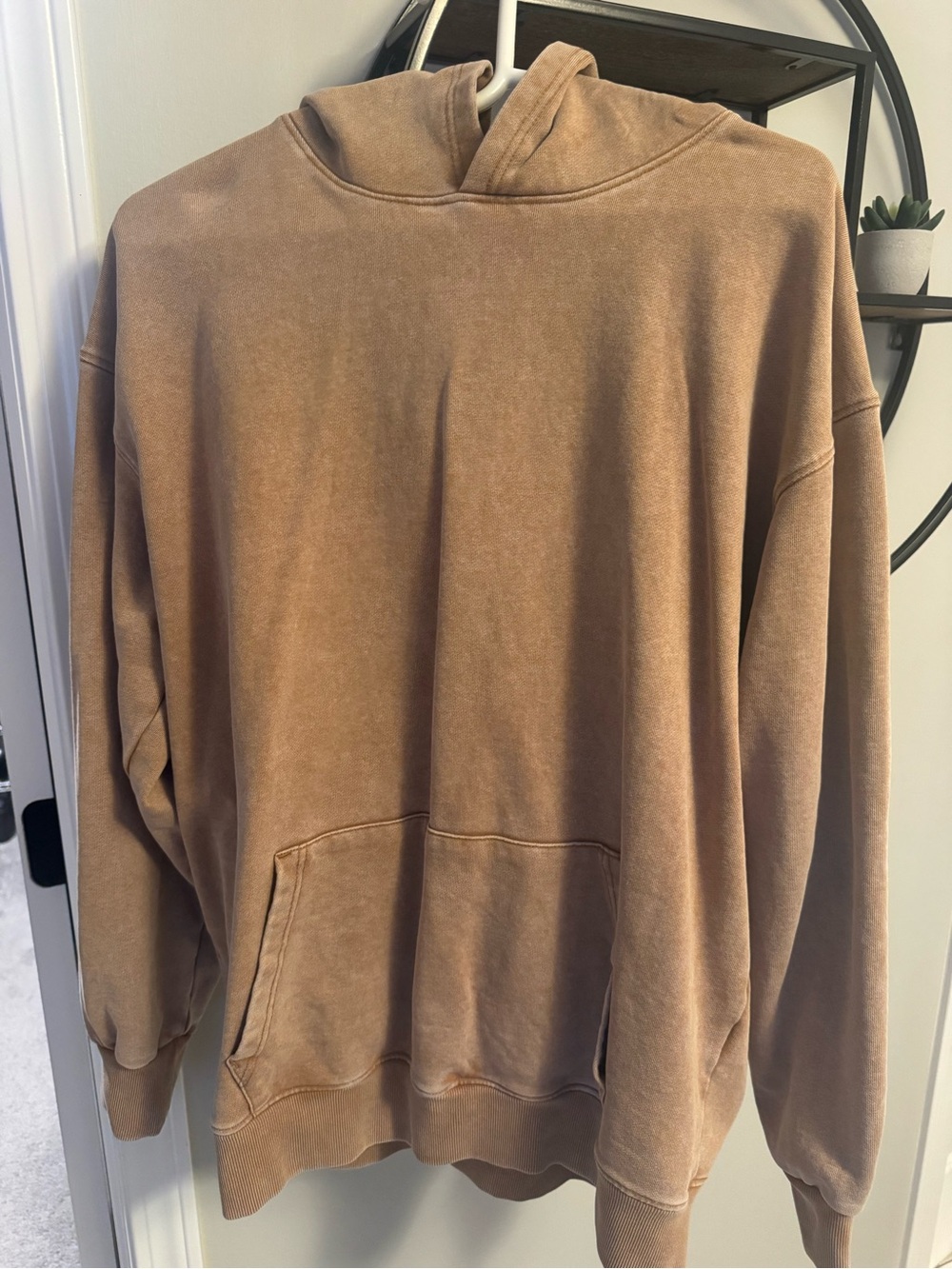 Men's Washed Brown Pullover Hoodie large